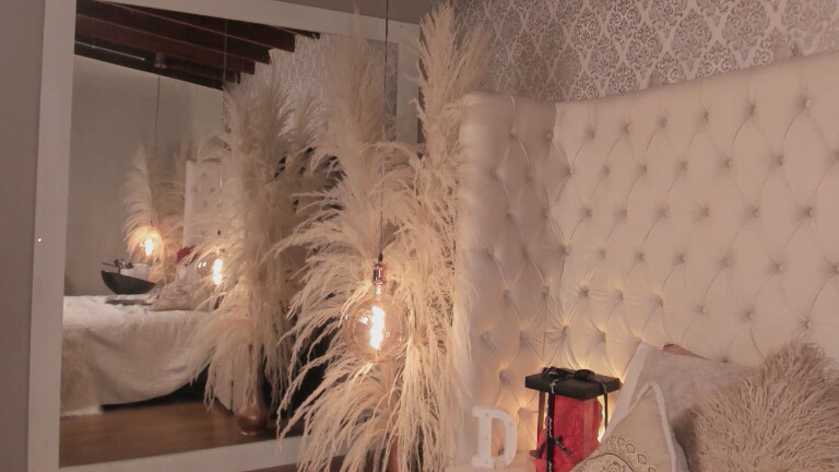 Dannah_Gomez's Streamate show and profile