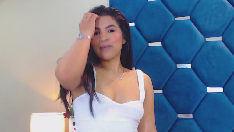 EmilyHunnter's Streamate show and profile