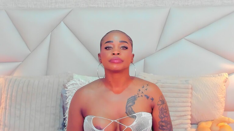 TyraaLambert's Streamate show and profile