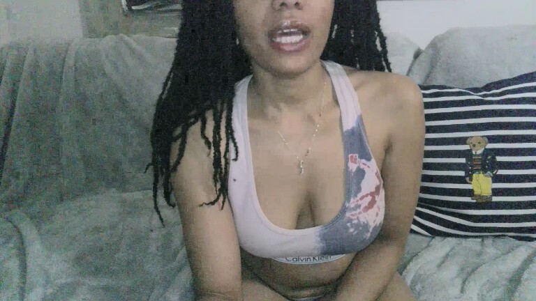 xoxomyahlauren's Streamate show and profile