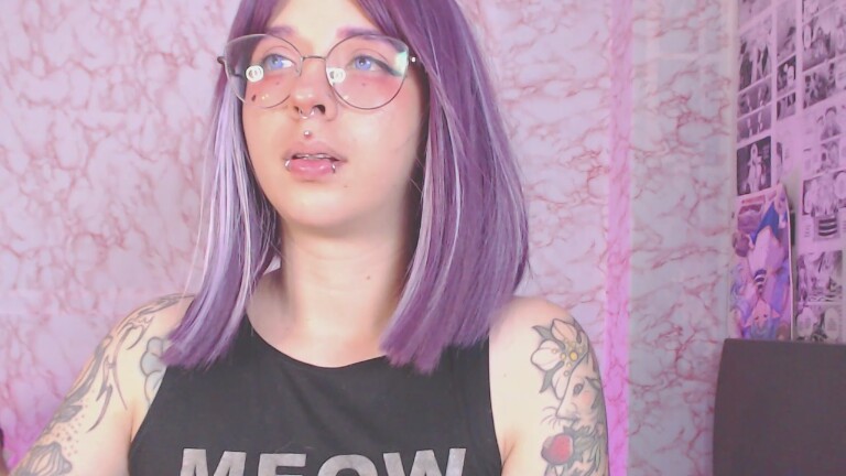 AriYokai's Streamate show and profile