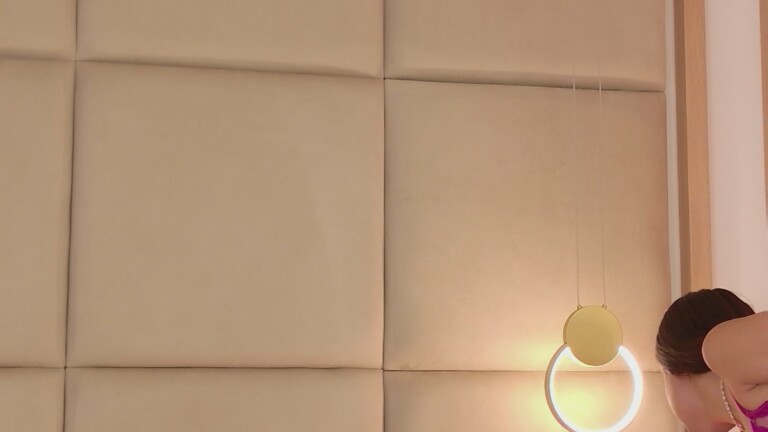 GiaRosset's Streamate show and profile