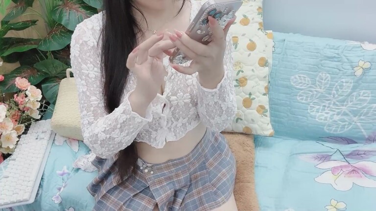 Sweet_titi's Streamate show and profile