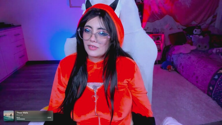 Alyssa_Romanova's Streamate show and profile