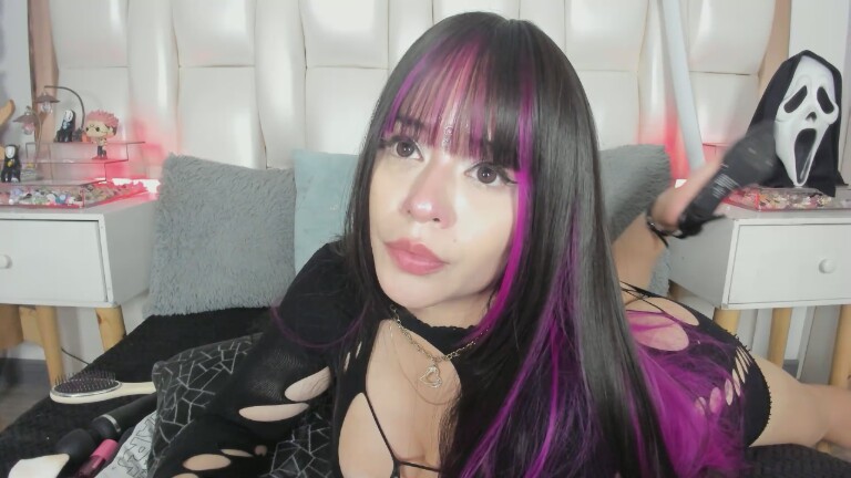 AnneGrott's Streamate show and profile