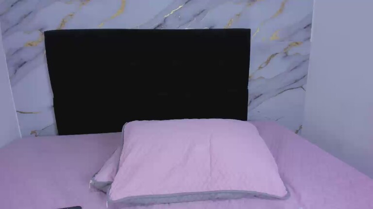 DulceTentaciion's Streamate show and profile