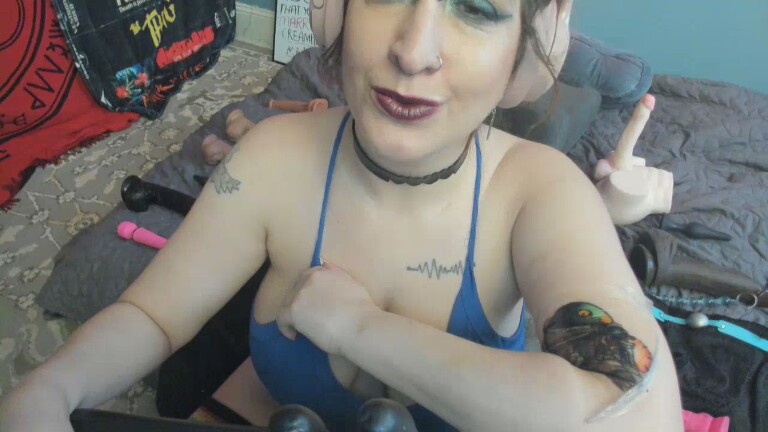 ShaeWednesday's Streamate show and profile