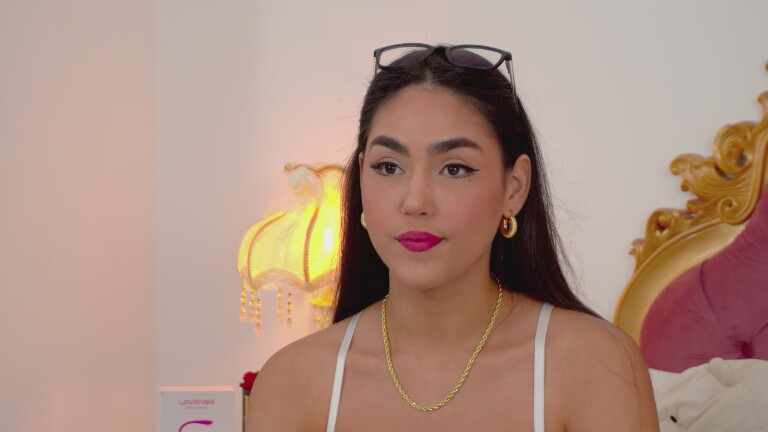 NinnaCrawford's Streamate show and profile