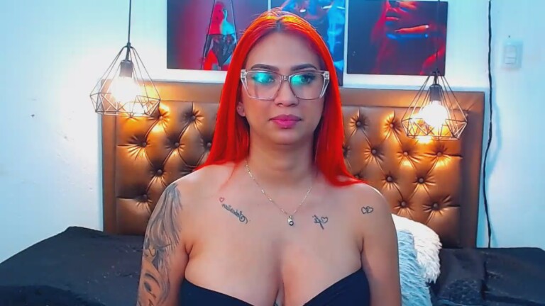 AngelicaRed021's Streamate show and profile