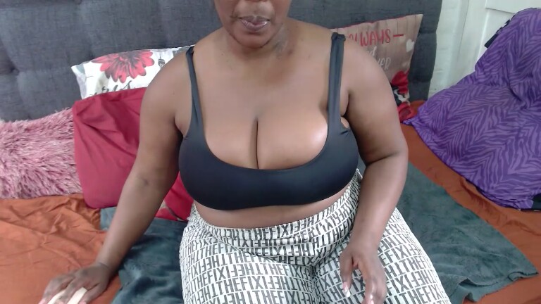 CurveyChocClit87's Streamate show and profile