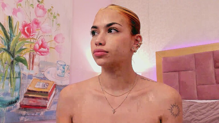 AnnieAdaams's Streamate show and profile