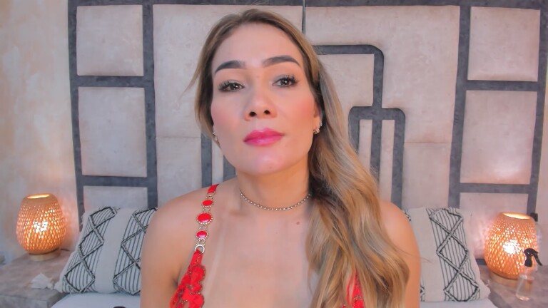 Gabyliis's Streamate show and profile
