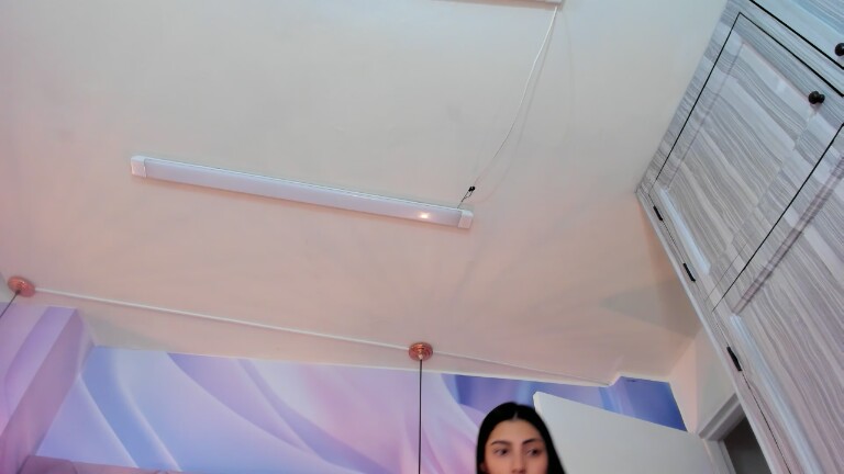 ViolletaRosse's Streamate show and profile