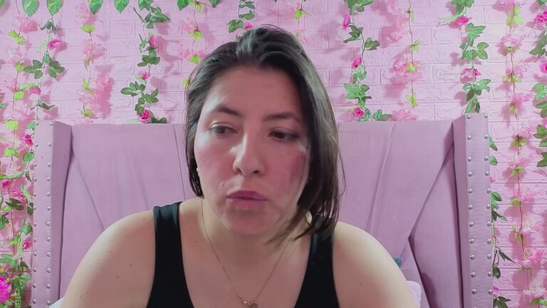 EmberCooper's Streamate show and profile