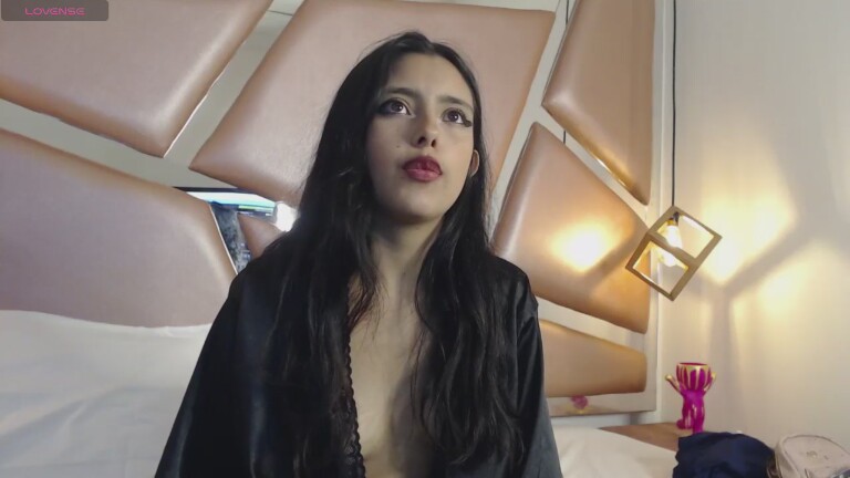 LUNASWEET_VC's Streamate show and profile