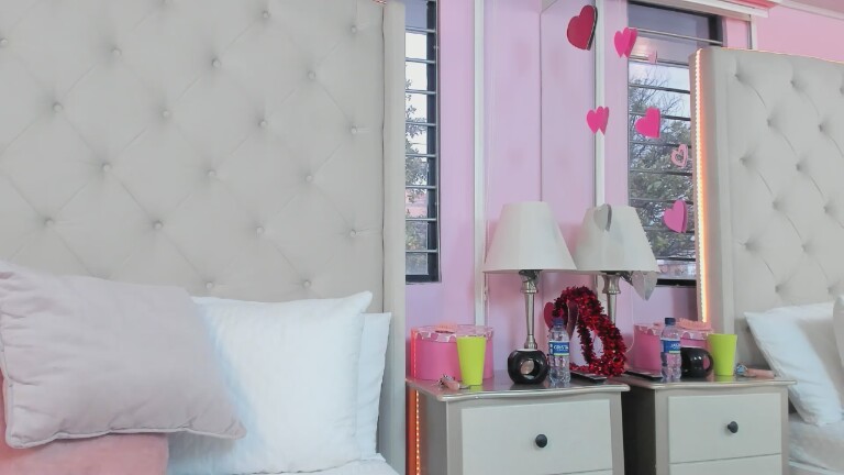 ScarlettLeBlanc's Streamate show and profile