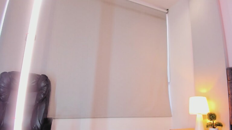 NahiaBaker's Streamate show and profile