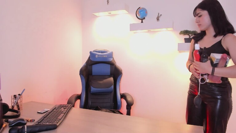 SaraBenedetti's Streamate show and profile