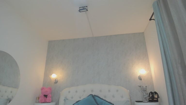 EmmilyMartinez's Streamate show and profile