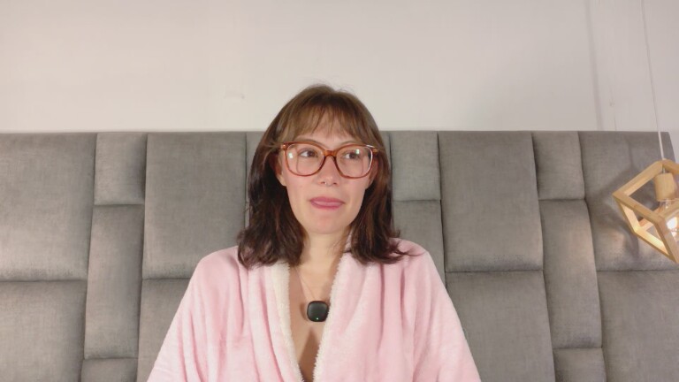 Isabella_Stewart's Streamate show and profile