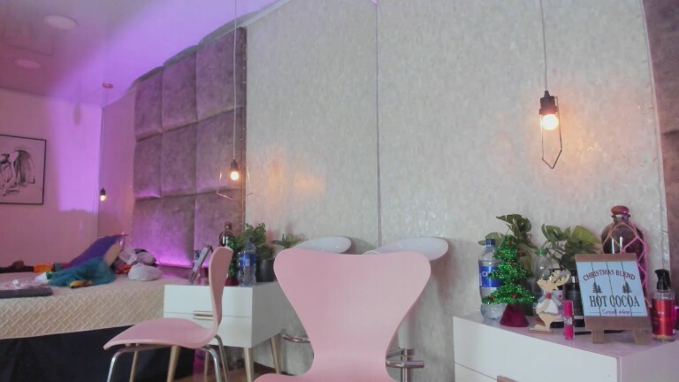 AliceeBlake's Streamate show and profile