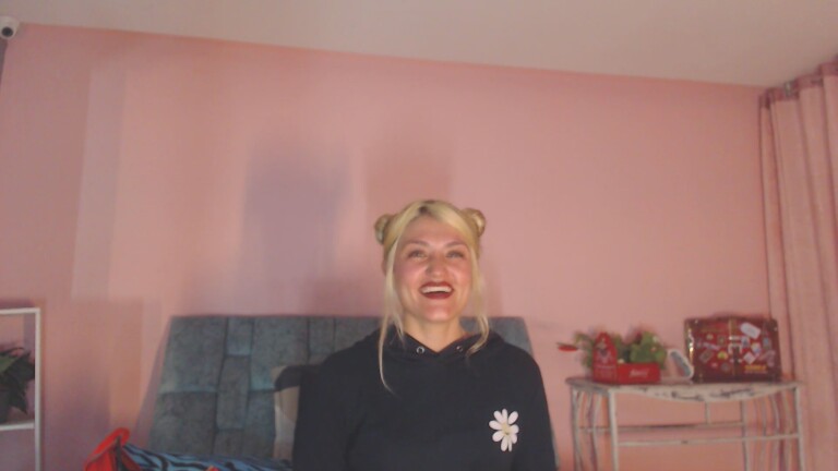 Camila_Cox's Streamate show and profile