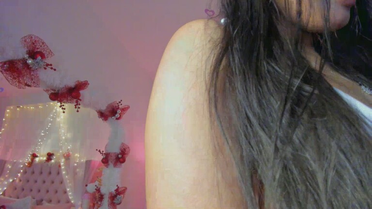 AlexandraWinterr's Streamate show and profile