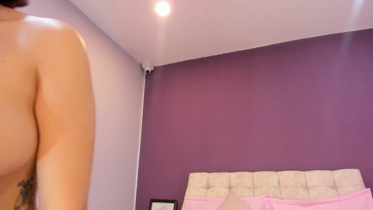 MiaBellee's Streamate show and profile