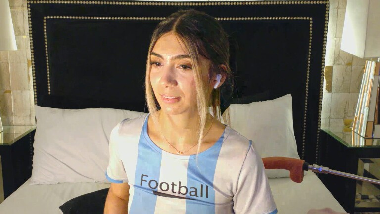 HollyLincon's Streamate show and profile