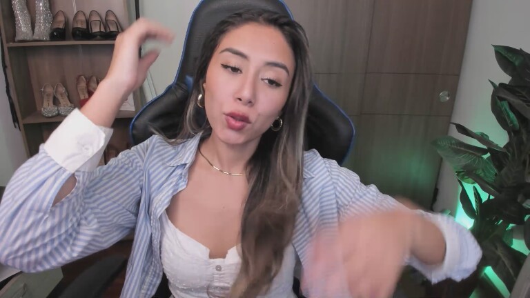 MissTianaX's Streamate show and profile