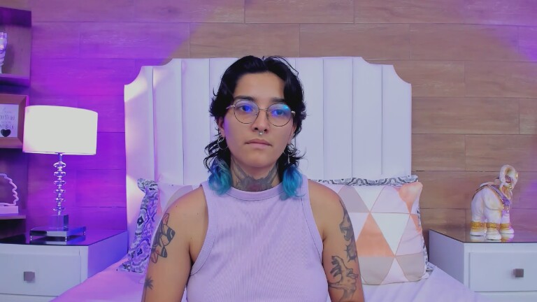 AmyRavens's Streamate show and profile