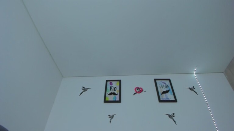 SarahRouxx's Streamate show and profile