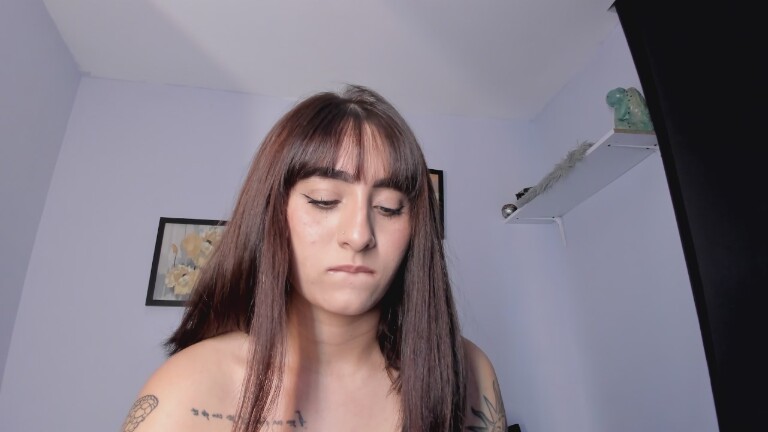 RoseHoldenn's Streamate show and profile
