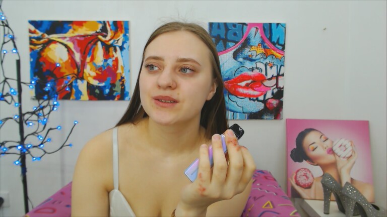 ArinaBelly's Streamate show and profile