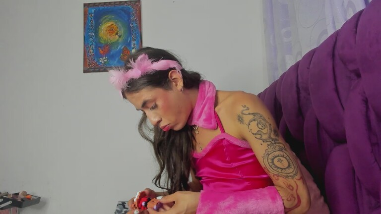 talhiana's Streamate show and profile