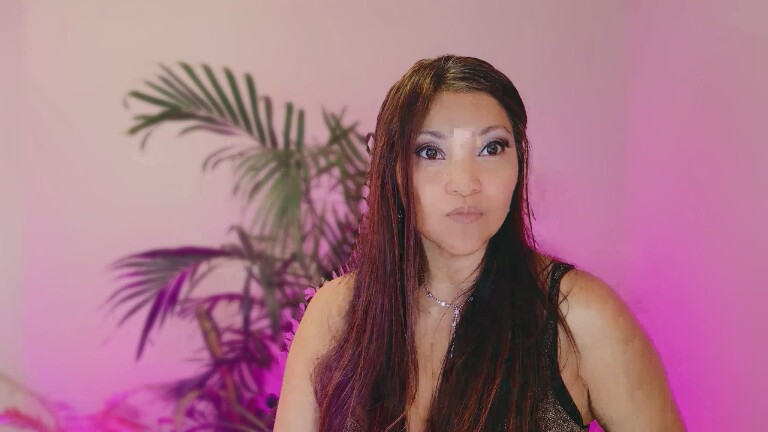 DivineLynn's Streamate show and profile