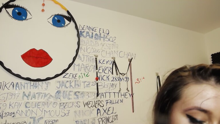 SYIA's Streamate show and profile