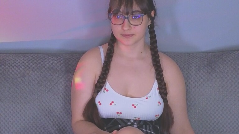 TessaDoll's Streamate show and profile