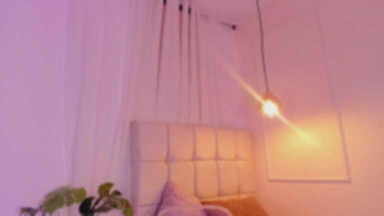 Crystal_W's Streamate show and profile