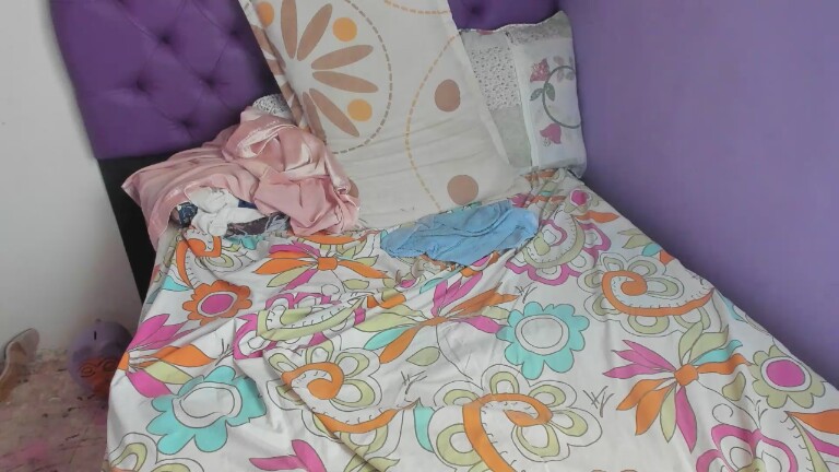 MargothClain's Streamate show and profile