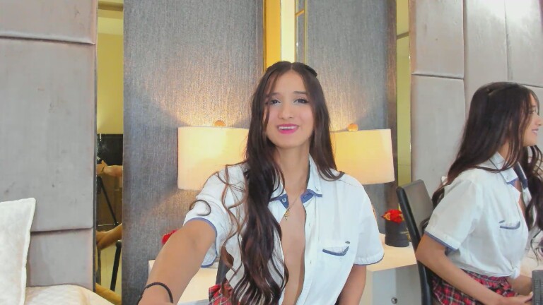 CrystalLoren's Streamate show and profile