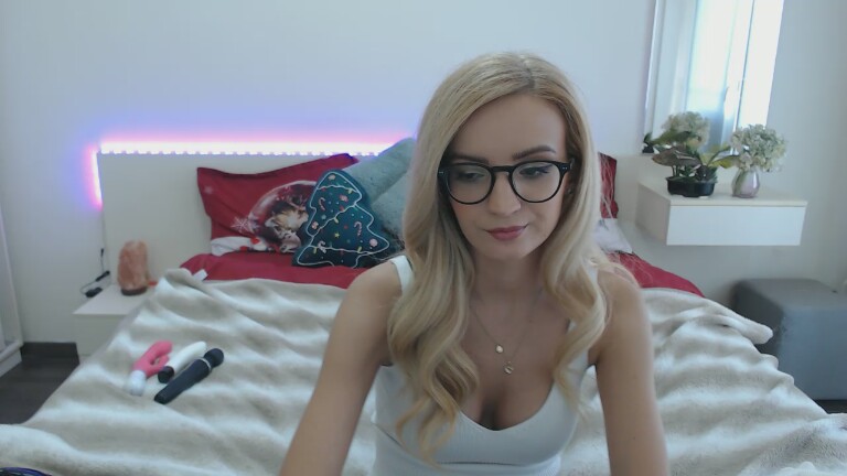 VerraSweet4You's Streamate show and profile