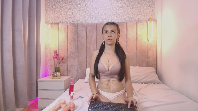 Katy_606's Streamate show and profile