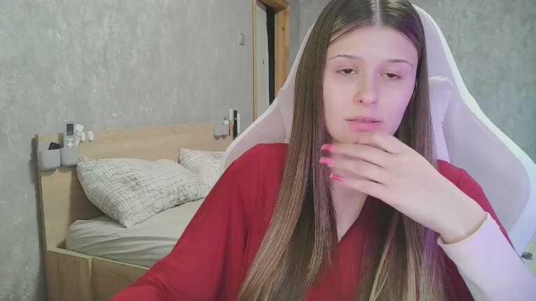 AngeLinA199's Streamate show and profile