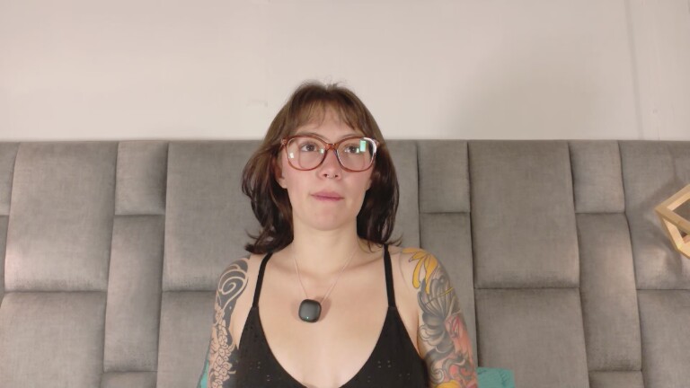 Isabella_Stewart's Streamate show and profile