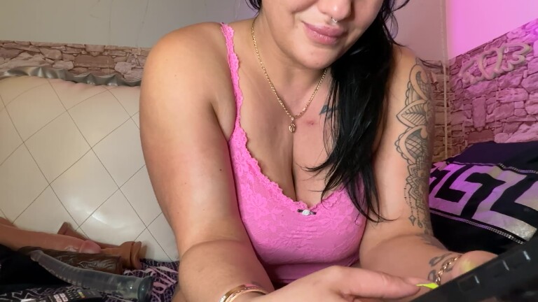 FitnesMilfy's Streamate show and profile