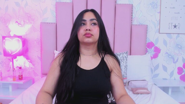 SophieRain's Streamate show and profile