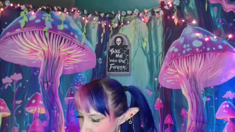 ItsMagicalMae's Streamate show and profile