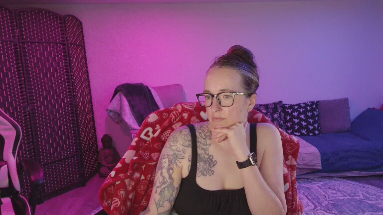 FoxyFarrah's Streamate show and profile