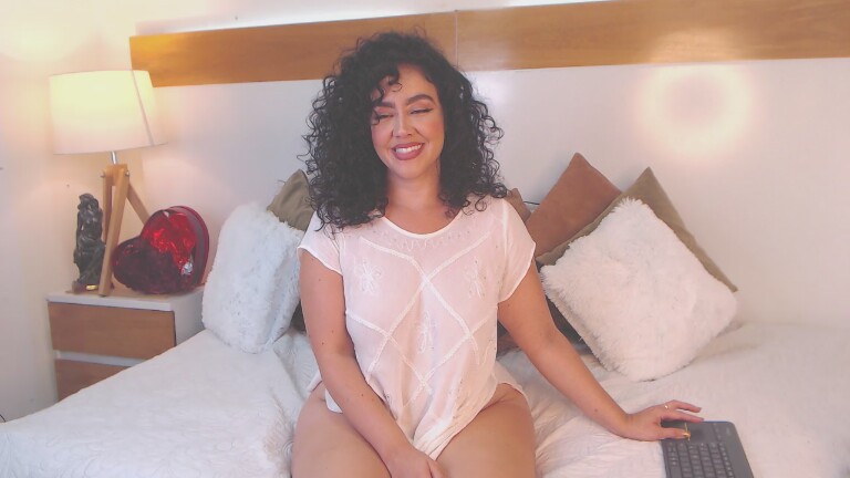 SeleneRisso's Streamate show and profile